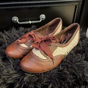 Not Rated Pop Quiz Tan Flats